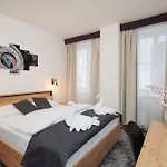 Old Town Liliova Garden 4*