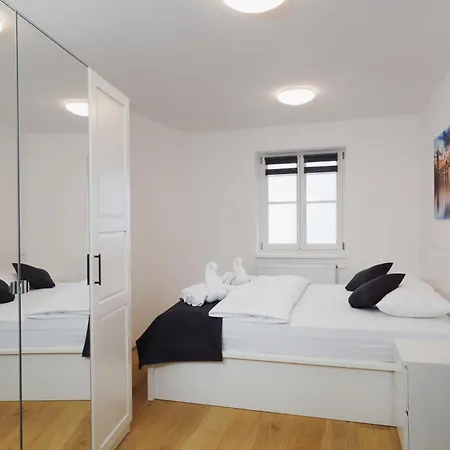 Old Town Liliova Garden Gasthuis Praag